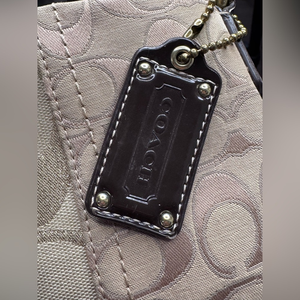 Coach Signature Patchwork STUDDED Demi File Bag crossbody style 20348 - Picture 4 of 17
